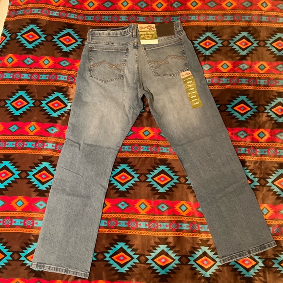 Men’s Wrangler 20X No.44 Slim Fit Straight Leg Jean (2 pair bundle) both 32x30 - Picture 12 of 14
